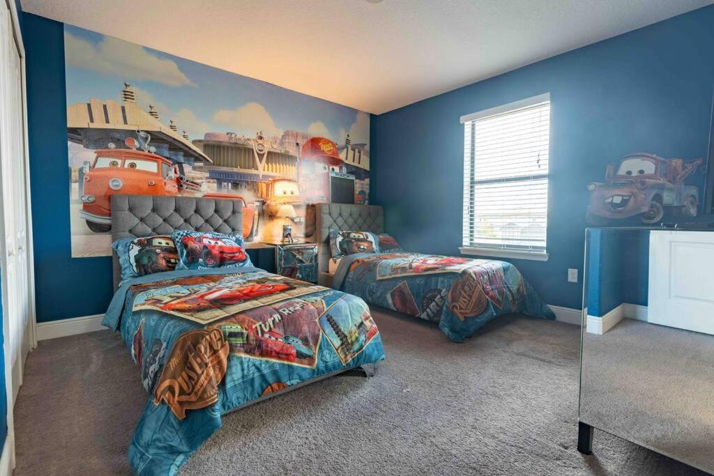 Spacious 6bdrm Near The Attractions!! * Haines City