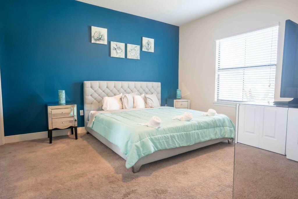 Spacious 6bdrm Near The Attractions!! Villa Haines City
